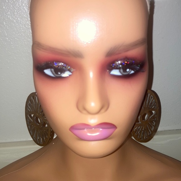 Crafted Wooden earrings - Picture 1 of 4